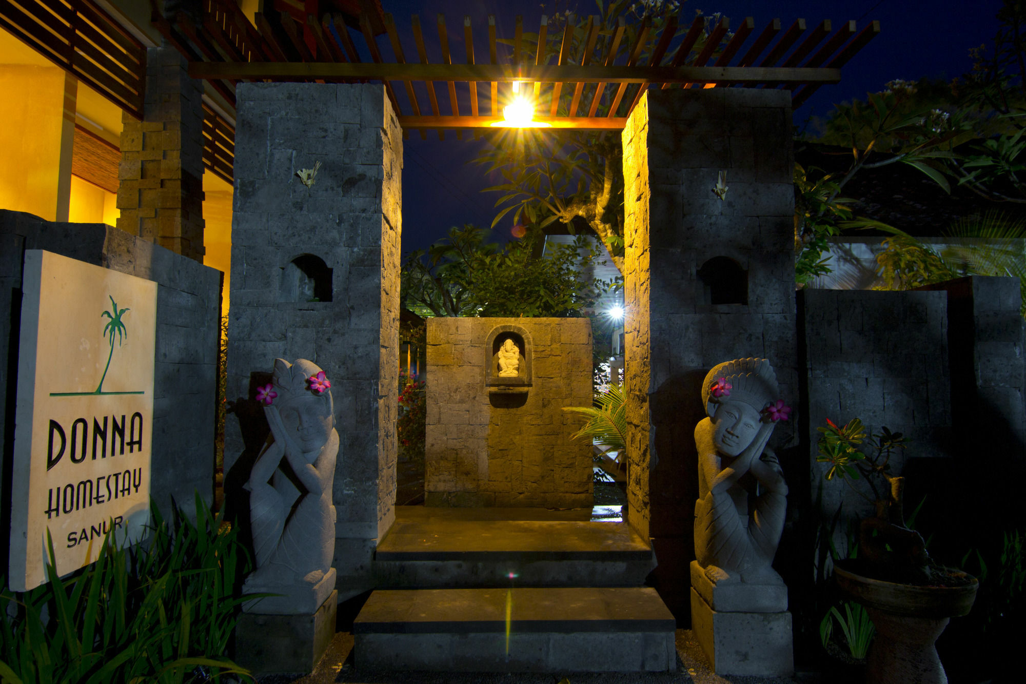 Donna Homestay Sanur Zewnętrze zdjęcie